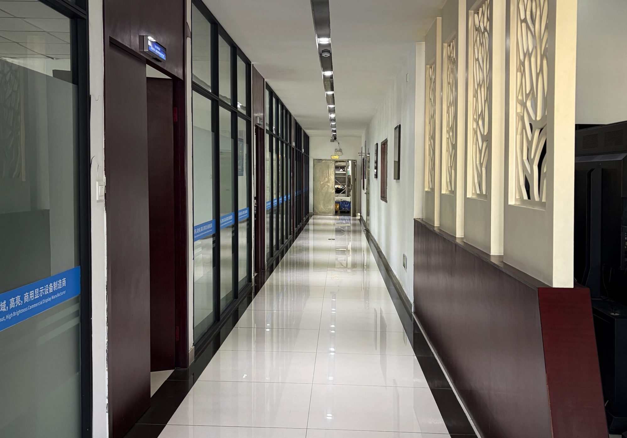 company-environment1